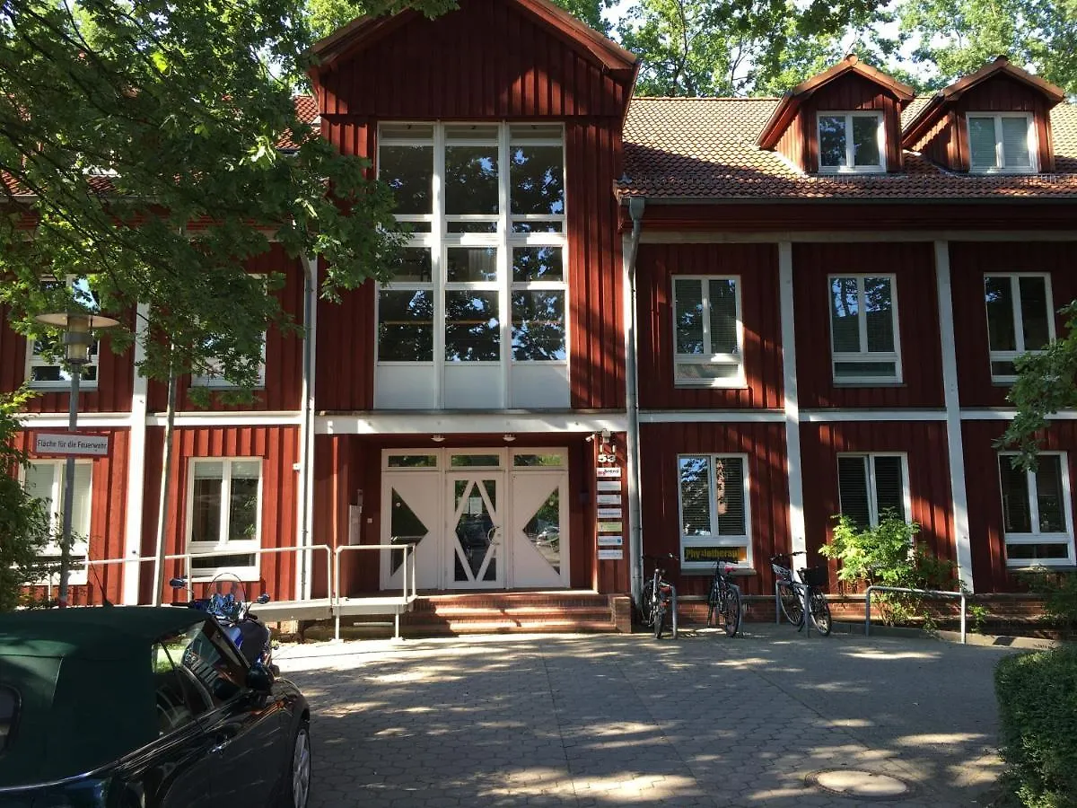 Хостел My Brand Boardinghouse Hamburg Volksdorf 0*,