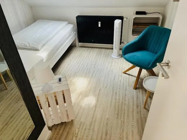 Хостел My Brand Boardinghouse Hamburg Volksdorf